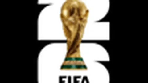 英超激战：五强争冠激流勇进，利物浦曼城领先却提前出局